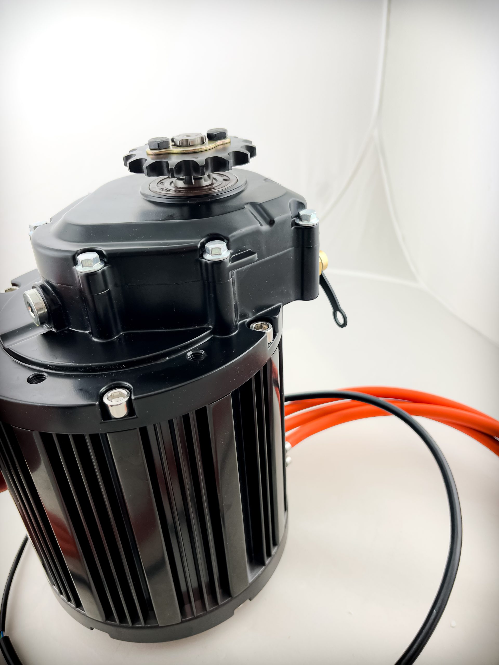 Электромотор Deller QSJ138D-90 4кВт с редуктором V3